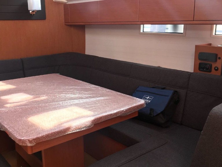 Yacht charter Puntone cheap Cruiser 46