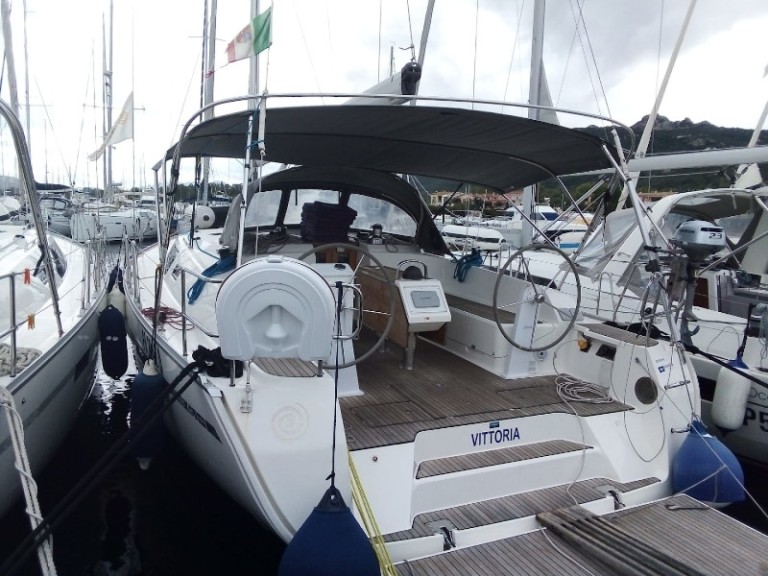 Bareboat Rental Sailboat Bavaria with a boat licence