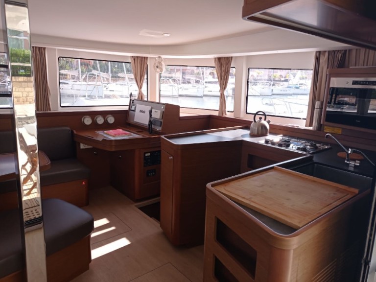 Bareboat Rental Catamaran Lagoon with a boat licence