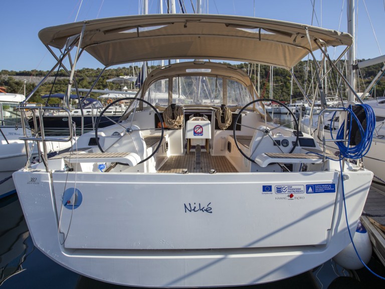 Boat rental Dufour Dufour 382 Grand Large in Pula on Samboat