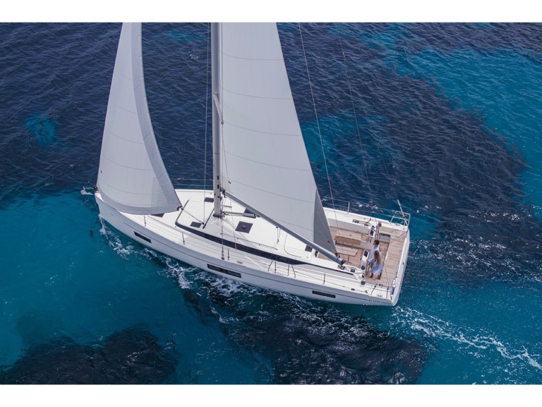 Sailboat for rent Bocca di Magra at the best price
