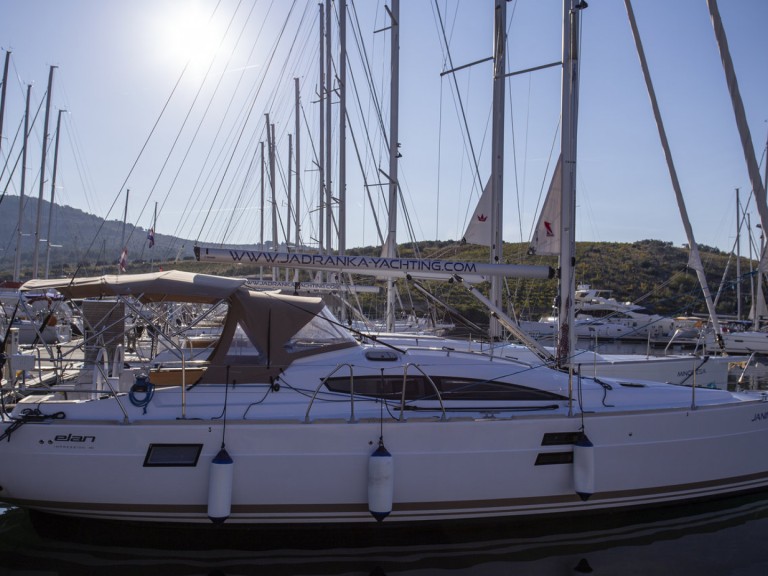 Sailboat for rent Pula at the best price
