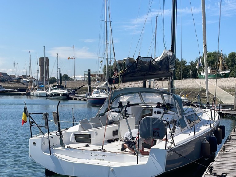Pogo Structures Pogo 36 in La Trinité-sur-Mer on SamBoat