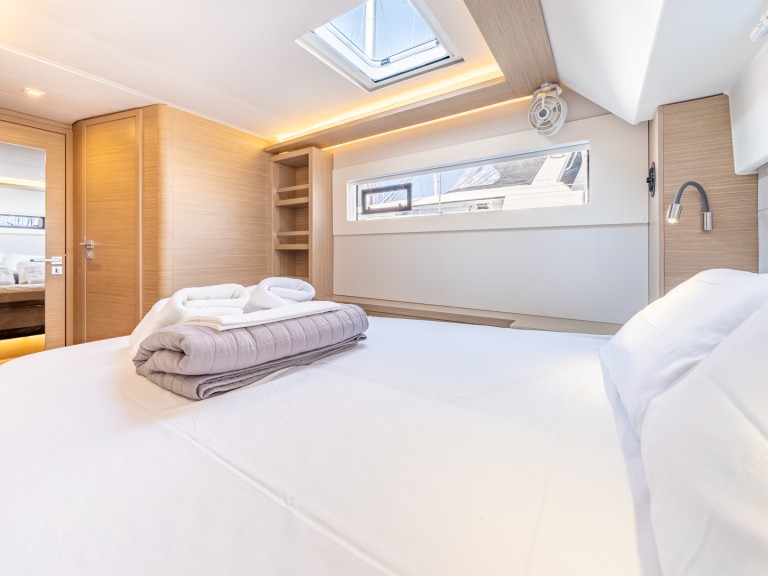 Bareboat Rental Catamaran Lagoon with a boat licence