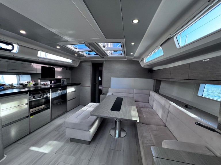 Rent a Hanse Hanse 508 Portimão