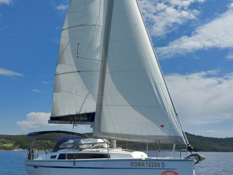 Sailboat for rent Puntone at the best price
