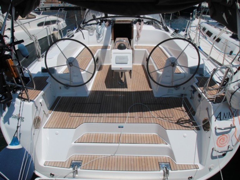 Boat rental Bavaria Cruiser 46 in Palermo on Samboat