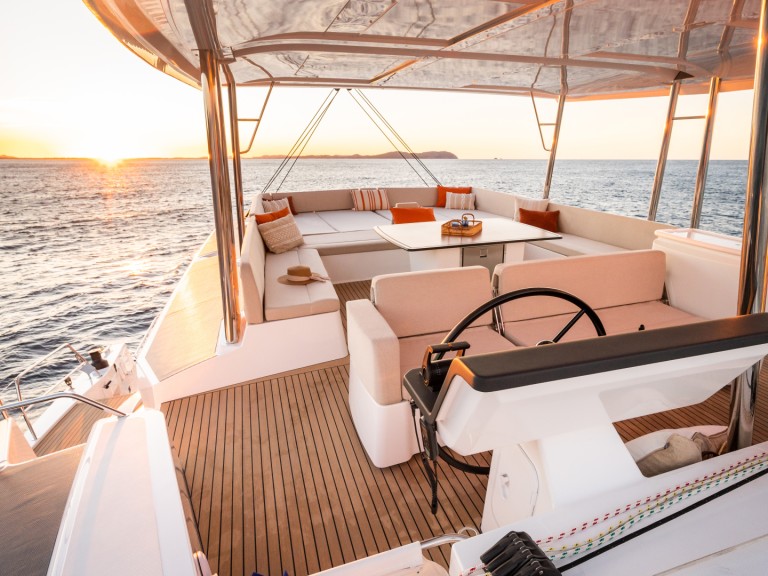 Rent a Bali Bali 5.8 Olbia