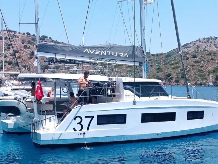 Yacht charter Adaköy cheap Aventura 37