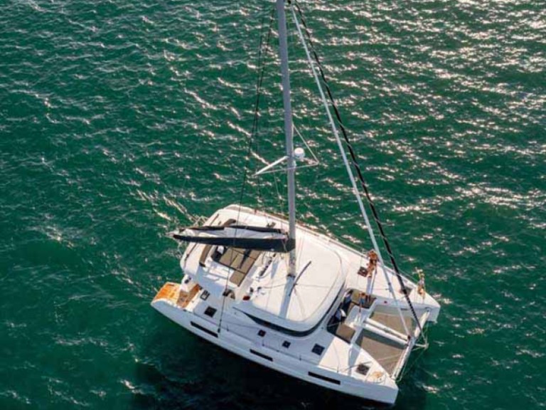 Catamaran rental in Palma de Mallorca - Lagoon Lagoon 46
