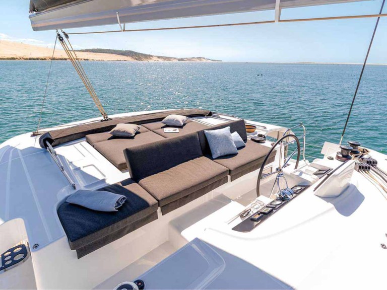 Boat rental Lagoon Lagoon 46 in Palma de Mallorca on Samboat