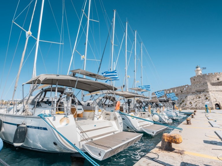 Sailboat for rent Rhodes (City) at the best price