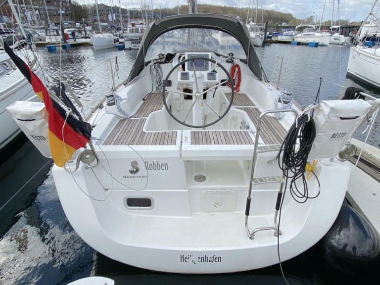 Bénéteau Oceanis 31 in Heiligenhafen on SamBoat
