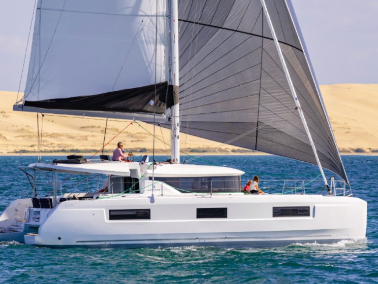 Catamaran rental in Alimos - Lagoon Lagoon 46