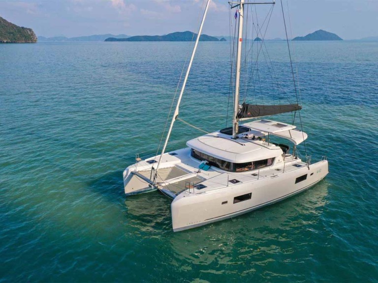 Bareboat Rental Catamaran Lagoon with a boat licence