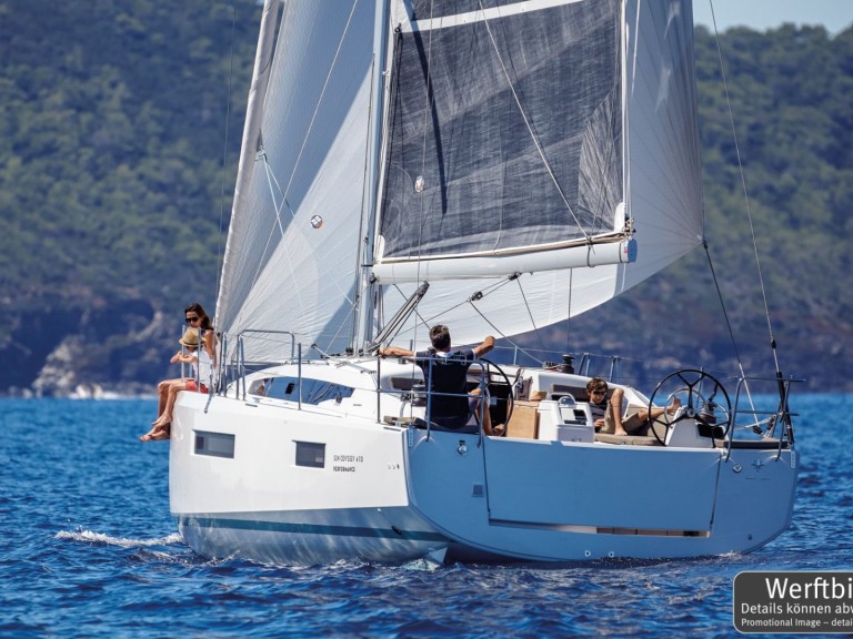 Jeanneau Sun Odyssey 410 in Palma de Mallorca on SamBoat