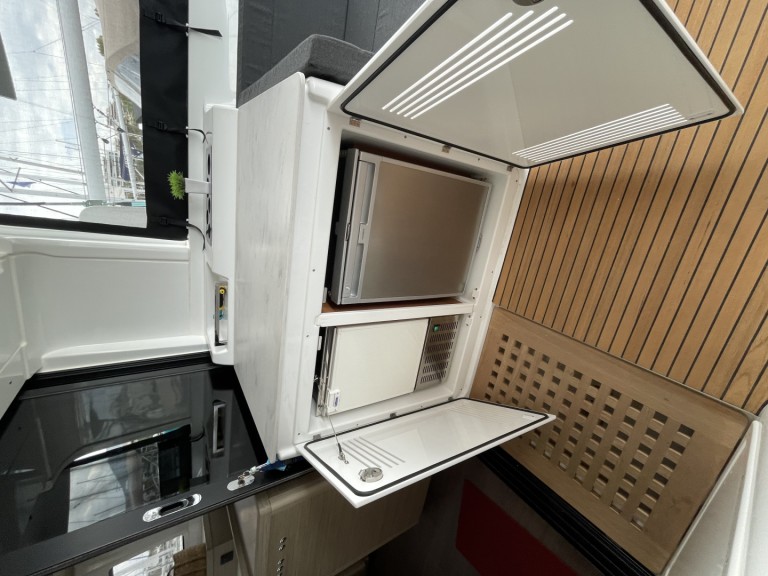 Catamaran for rent Alimos at the best price