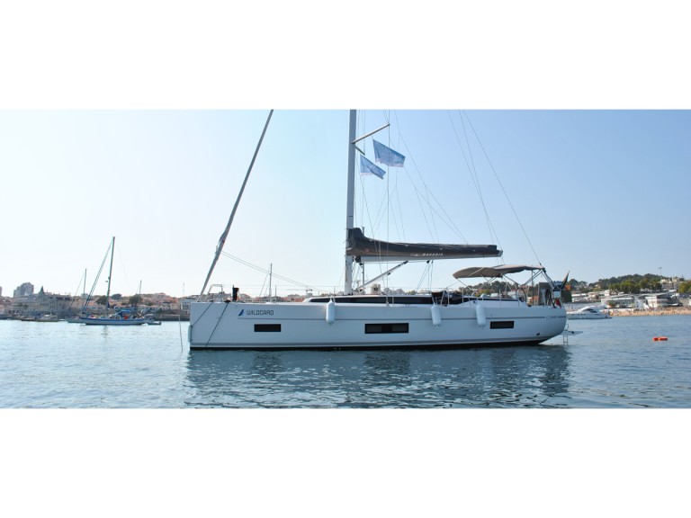 Yacht charter Porto cheap Bavaria C45