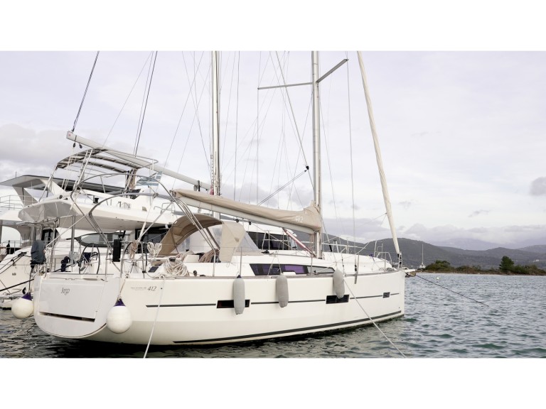 Dufour Dufour 412 Grand Large in Lefkáda on SamBoat