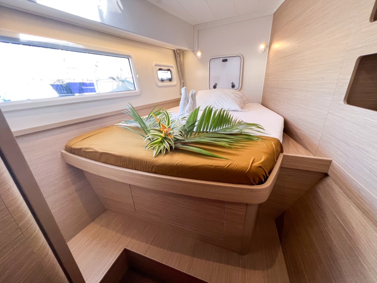 Lagoon Lagoon 42 charter bareboat or captained in  Papeete