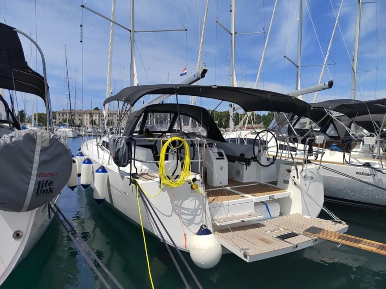 Yacht charter Pula cheap Sun Odyssey 440