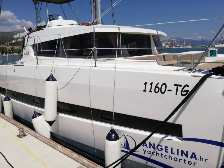 Bareboat Rental Catamaran Bali Catamarans with a boat licence