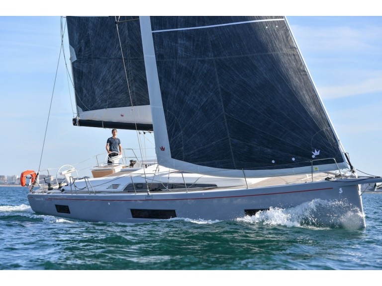 Yacht charter Cugnana Verde cheap Oceanis 46.1