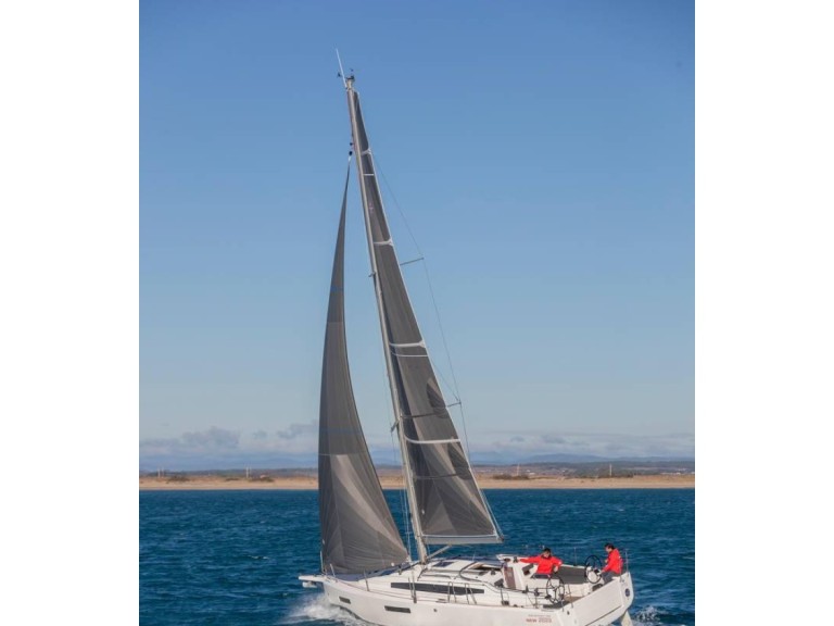 Sailboat rental with or without captain Jeanneau Kos
