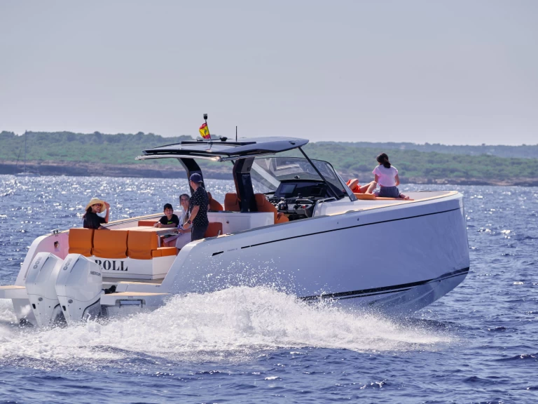 Rent a Pardo Yachts Pardo 38 Ibiza Town