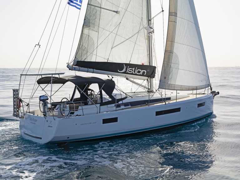 Sailboat rental with or without captain Jeanneau Alimos