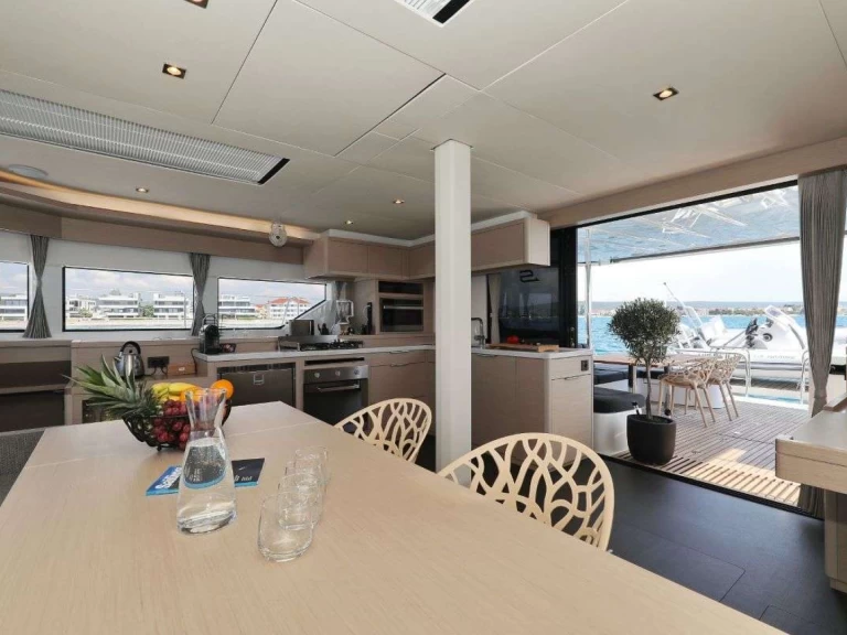 Lagoon NOMAD in Croatia on SamBoat