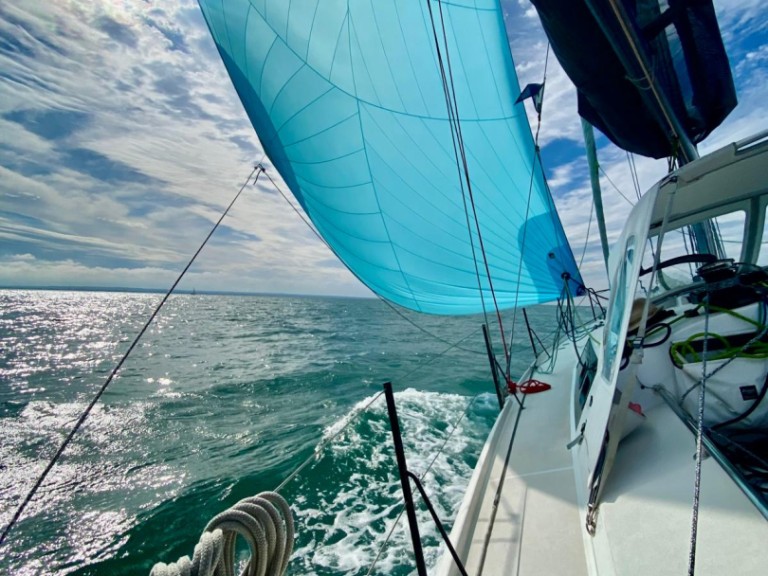 Rent a Pogo Structures Pogo 36 La Rochelle