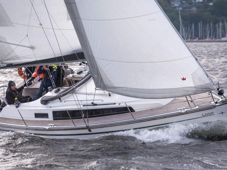 Bavaria Cruiser 34 in Flensburg on SamBoat