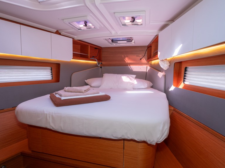 Bareboat Rental Sailboat Dufour with a boat licence