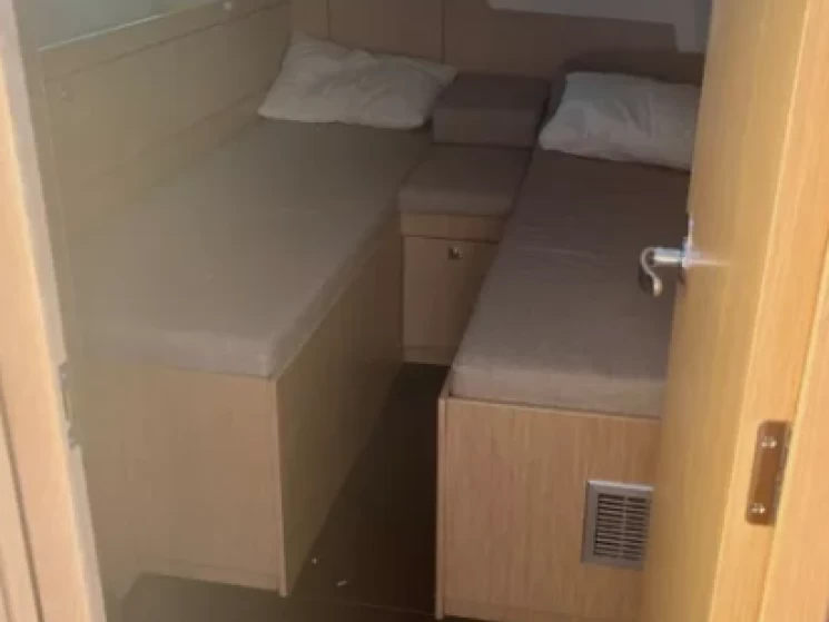 Bavaria Bavaria C46 charter bareboat or captained in  Pálairos