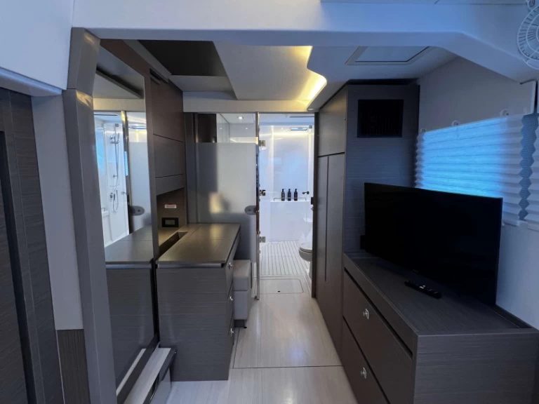 Rent a Leopard ANDIAMO British Virgin Islands (BVI)