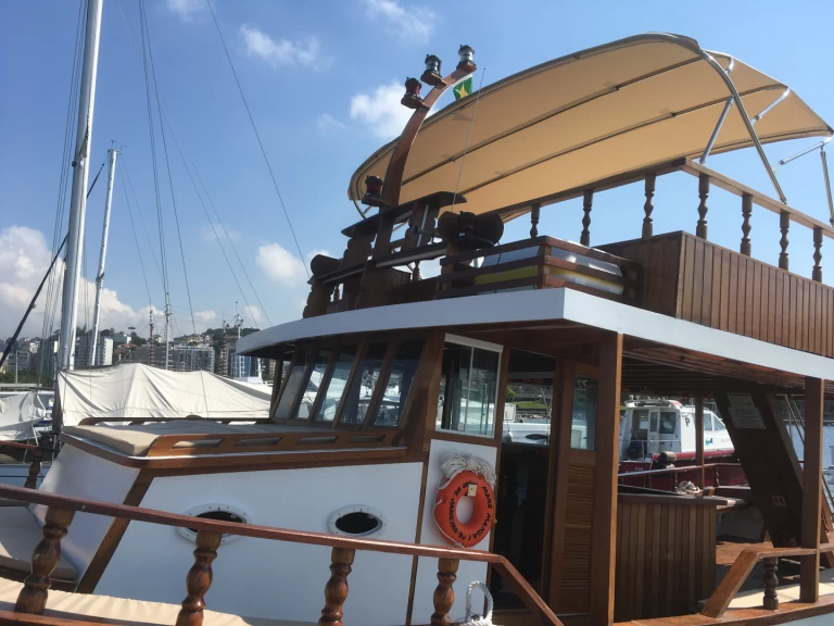 Motorboat rental in Rio de Janeiro - Festança 41ft