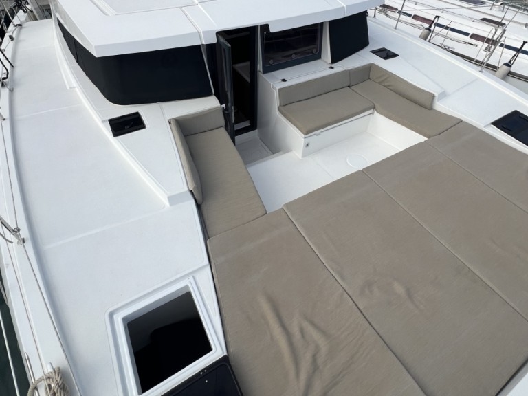 Catamaran for rent Palma de Mallorca at the best price