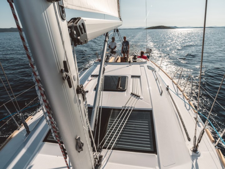 Sailboat rental with or without captain Elan Murter-Kornati