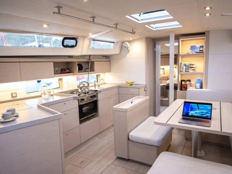 Sailboat rental in Pomer - Bénéteau Oceanis 46.1