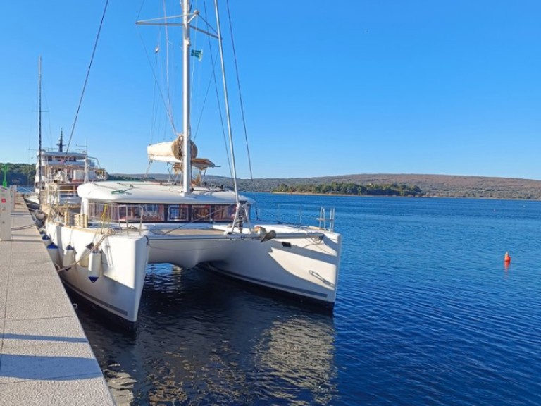 Catamaran for rent Punat at the best price