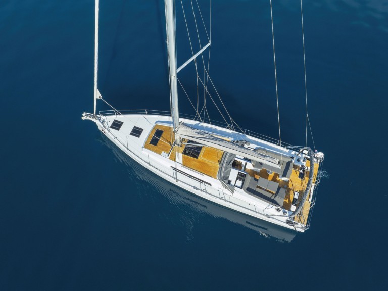 Sailboat rental with or without captain Hanse Kaštela