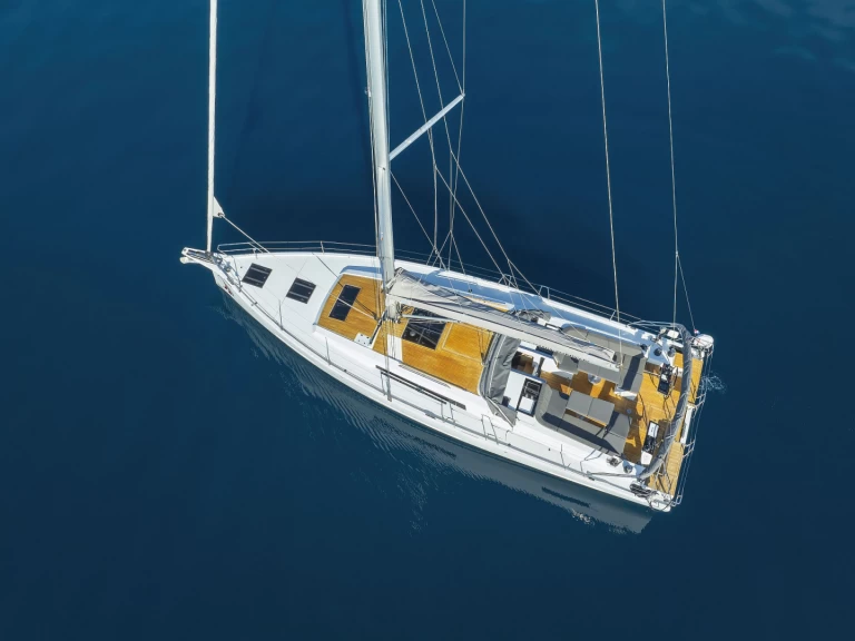 Sailboat rental with or without captain Hanse Kaštela