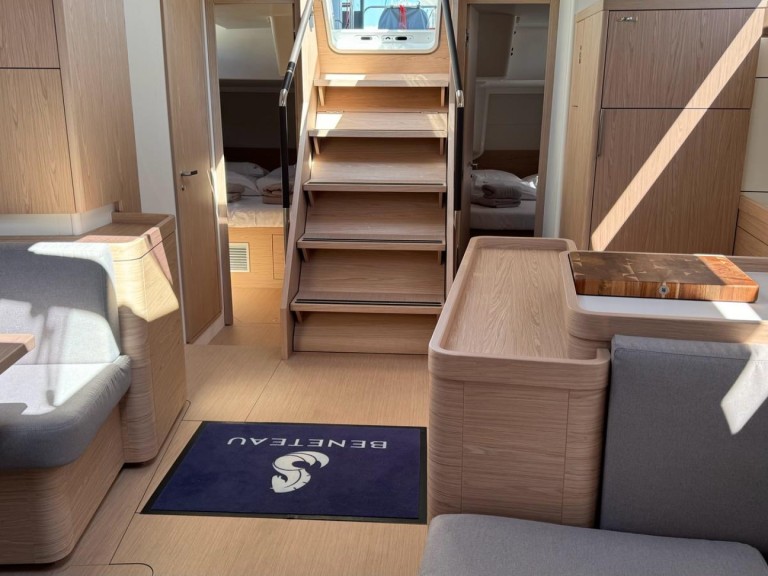 Sailboat rental with or without captain Bénéteau Seget Donji