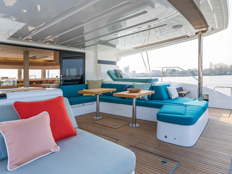 Rent a Lagoon Lagoon 55 Alimos