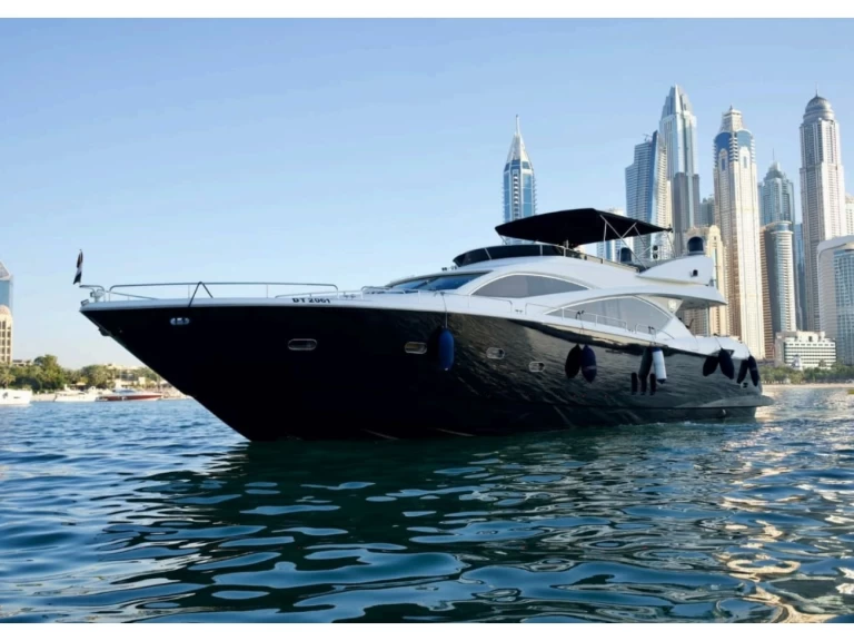 Rent a Sunseeker Yacht 90 Dubai