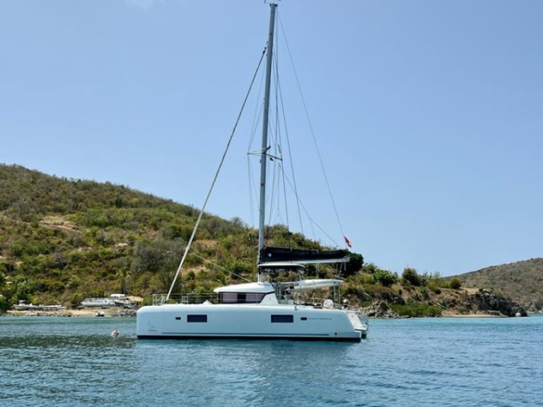 Yacht charter Road Town cheap Lagoon 42