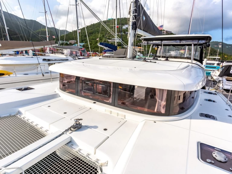 Boat rental Lagoon Lagoon 42 in Road Town on Samboat