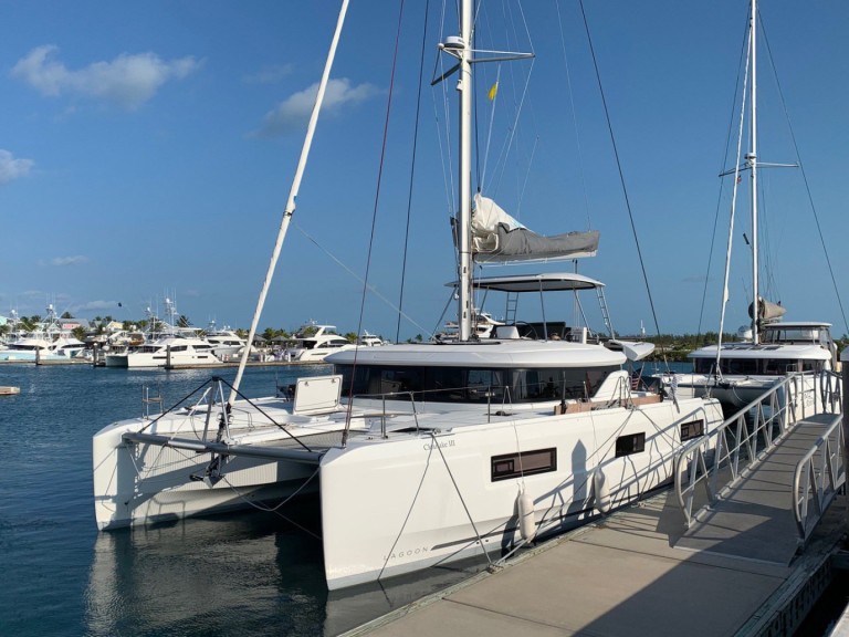 Yacht charter Road Town cheap Lagoon 46