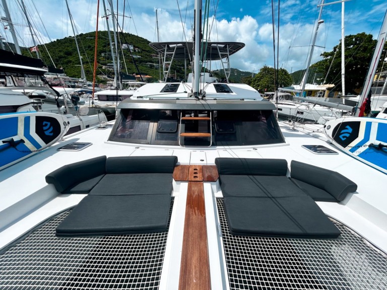 Catamaran for rent Road Town at the best price